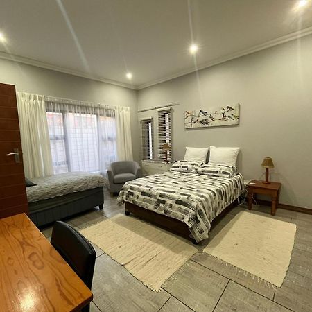 Douwe Cottages Pretoria-Noord 外观 照片